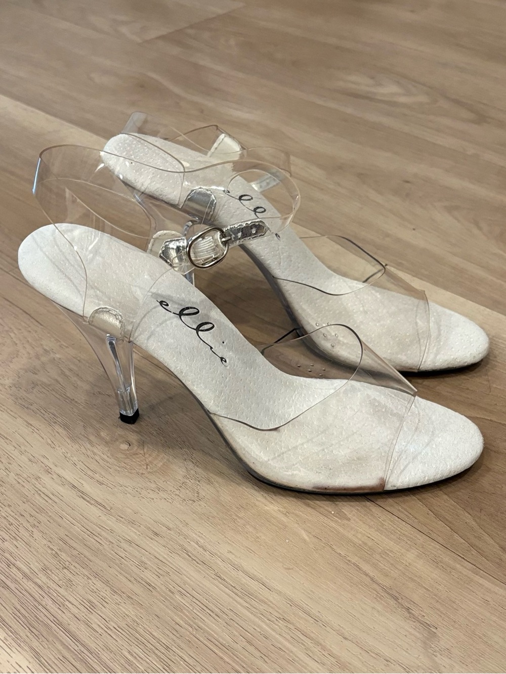 Ellie Open-Toe Clear Heels - size 9